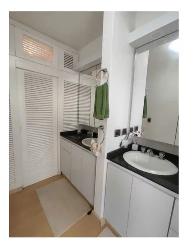 Apartamento En Los Naranjos,