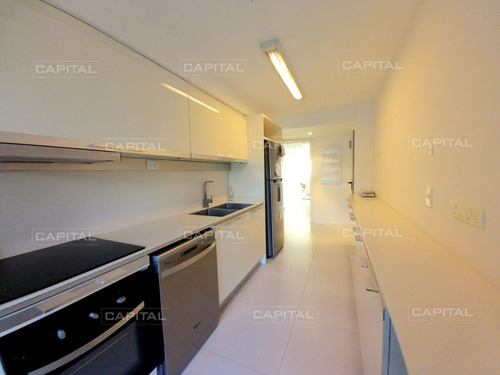 Imagen 10 de 20 de Venta Apartamento Esquinero Primera Línea Playa Mansa - Punta Del Este Mansa