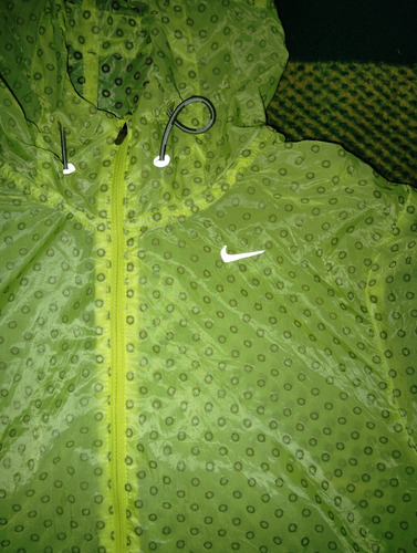 Cortaviento Nike Running Mujer (Usado)