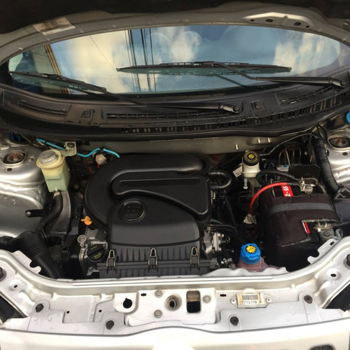 Fiat Uno 1.4 8v