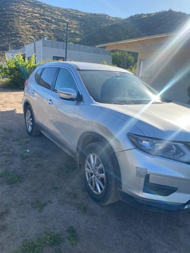 Nissan X-Trail 2.5 Sense Cvt 2F
