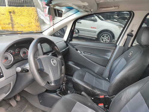 Fiat Idea 1.4 Attractive Flex 5p