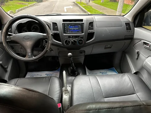 Toyota Hilux 2.7 Imv