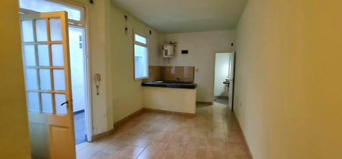 Ph , 2 Amb Con Patio, Reciclado A Nuevo , Oportunidad Ideal Inversor!!