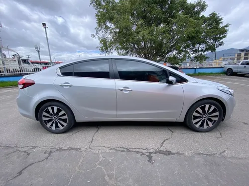 Kia Cerato Pro Sx Mt 1.6