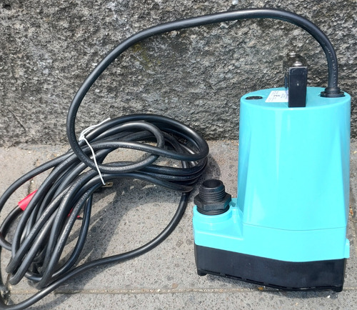 Bomba Sumergible. Pequeño Gigante. 5-msp. 1/6 Hp. (Usado)