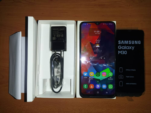 Samsung Galaxy M30 4 Gb 64 Gb 5000 Mah Super Amoled