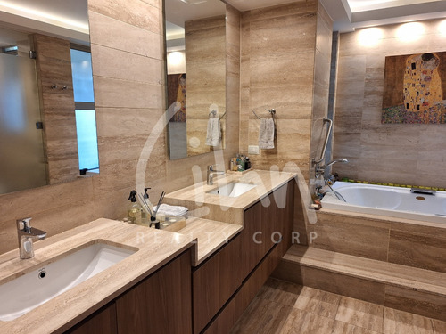 Impactante Departamento Duplex Con Lindo Jardin Piscina