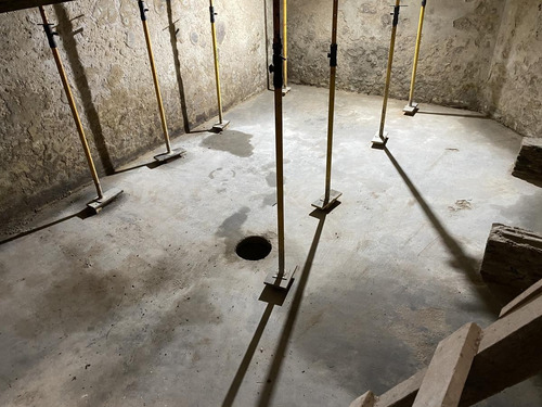 Imagen 8 de 8 de Imponente Casona Comercial En Venta
