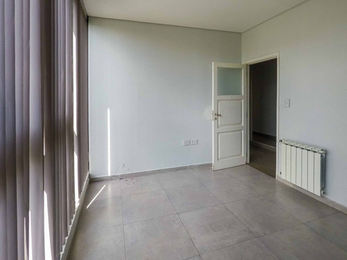 Venta Casa 3 Dormitorios Jardin Claret
