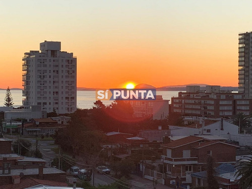 Imagen 1 de 18 de Punta Del Este Zona Brava