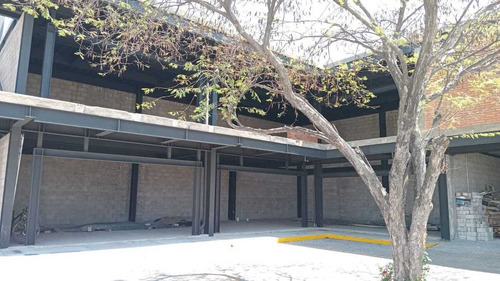 Renta De Local Comercial En Cd Del Sol Qro