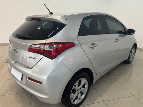 Hyundai HB20 1.6 COMFORT PLUS 16V FLEX 4P AUTOMATICO