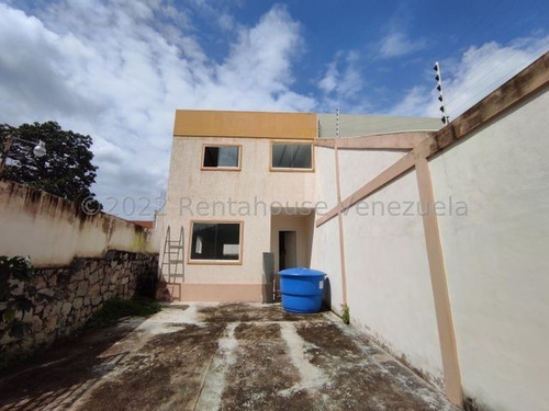 Imagen 2 de 22 de Amplio Townhouse Urb. El Piñal El Limón Maracay 23-14807 Ejc 04243439046