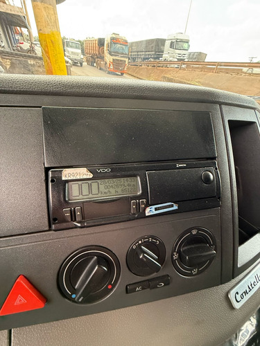 Caminhão Com Tanque Limpa Fossa E Hidro Jato (eqp Combinado)