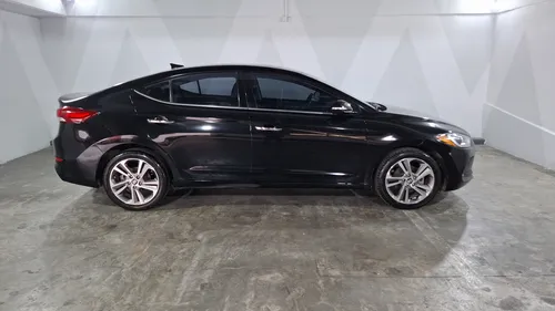 Hyundai Elantra 2.0 LIMITED TECH NAVI AUTO
