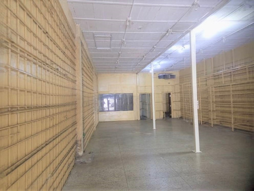 Local Comercial En Venta, Calle Ramírez, San Félix