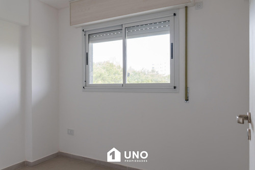 Imagen 12 de 19 de San Juan Y Vera Mujica - Dpto De 1 Dormitorio Externo. Posibilidad Cochera.