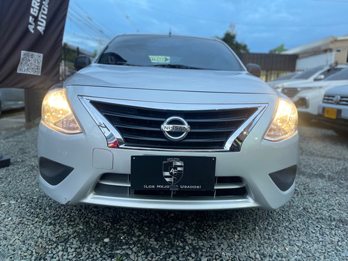 Nissan Versa 1.6 Drive