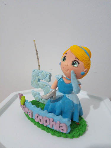 Topo De Bolo Cinderela Com Personagem E Vela Decorativa