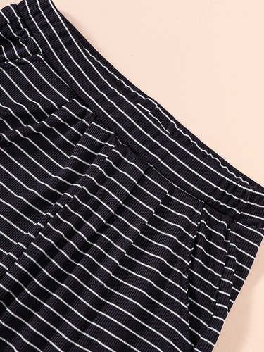 Conjunto De Pantalones Y Camiseta Sin Mangas A Rayas Con Let