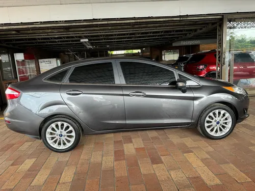 Ford Fiesta 1.6 Titanium Mt