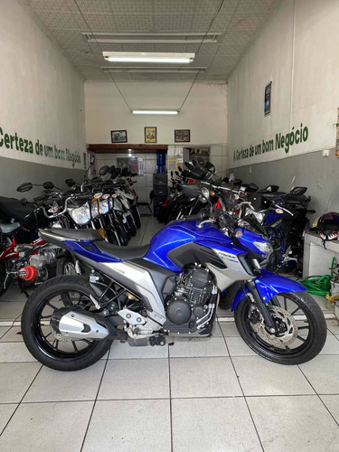 Imagem 2 de 10 de Yamaha Fazer 250