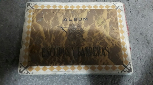 Álbum Escudos Y Banderas