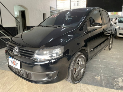 Imagem 1 de 20 de Volkswagen Fox 1.6 Completo Com Baixissimo Km + Pneus Novos