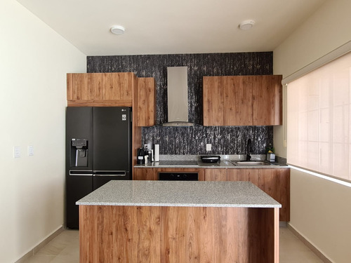 Casa En Venta En Selvanova, Playa Del Carmen, Quintana Roo. Reventa | Totalmente Amueblada.