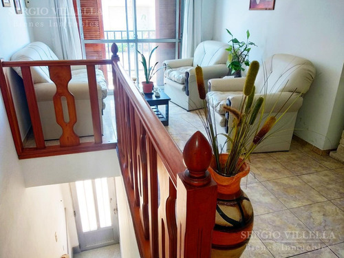 Imagen 3 de 25 de Casa En Venta De 2 Dormitorios En Rosario