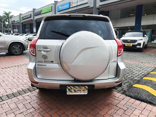 Toyota Rav4 Automatica 4x4 Modelo 2006