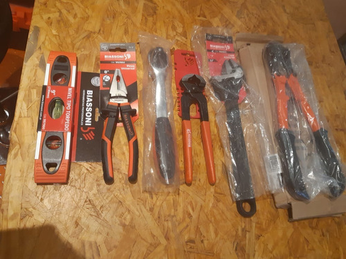 Caja Con Kit De Herramientas Premium 23 Biassoni 998000