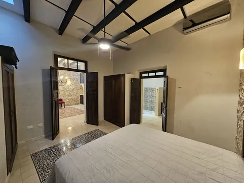 ¡a Un Paso De Paseo De Montejo! Casa Remodelada En Venta En El Centro De Mérida