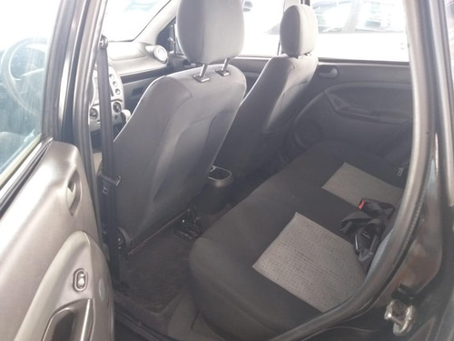 Imagem 4 de 8 de Ford New Fiesta Sedan Se 1.6 (flex)