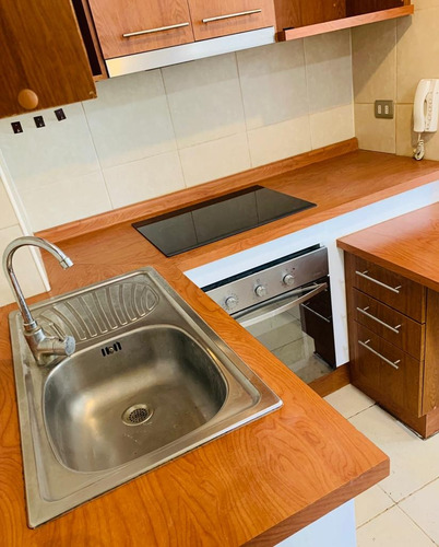 Céntrico Y Cómodo Departamento 2d 2b En Salas, Concepción