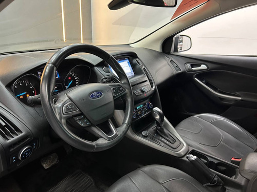 Ford Focus 2.0 SE PLUS 16V FLEX 4P POWERSHIFT