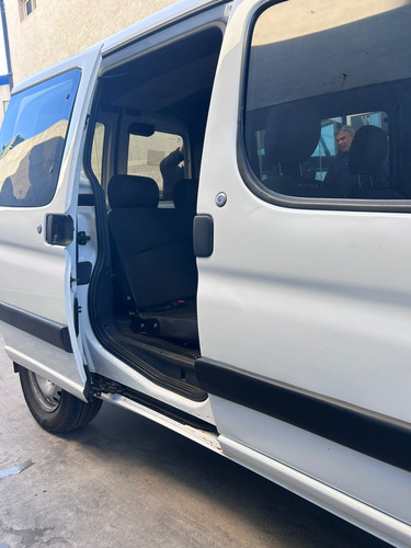 Peugeot Partner 1.4 Furgon Confort 5as