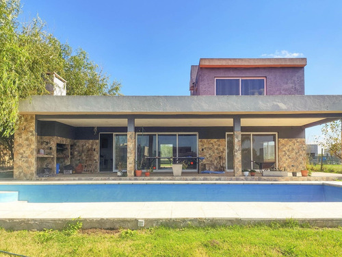 Casa En Venta Ubicado En San Sebastian, Escobar, G.b.a. Zona Norte