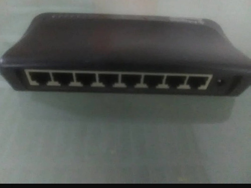 Router Switch 8 Puertos Lan Advantek Networks Ans-08 (Usado)