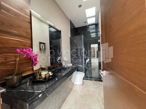 Casa En Venta En Pedregal De Vista Hermosa, Casa De Autor