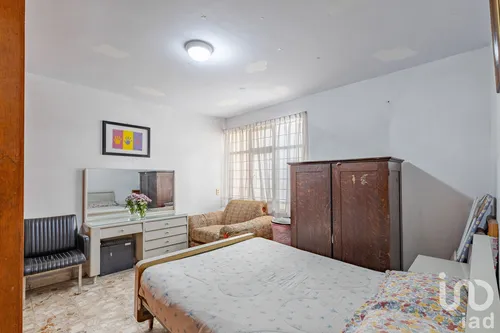 Venta Casa 7 Ambientes Adolfo Ruiz Cortínes