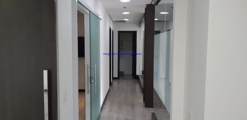 Imagem 3 de 13 de Conjunto Comercial 114.56m², 02 Banheiros E 03 Vagas Na Garagem. Condomínio Com Recepção E Segurança 24hrs. Excelente Localização - 21072714 - 69898587