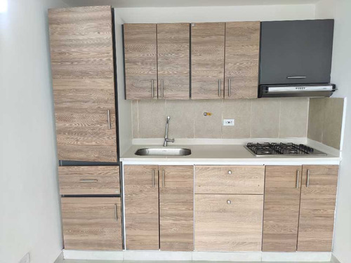 Apartamento En Venta Sector Loma Del Indio, Medellin 