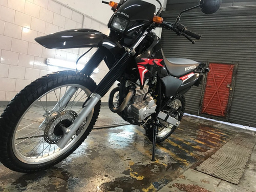 Imagen 10 de 15 de Honda Tornado 250