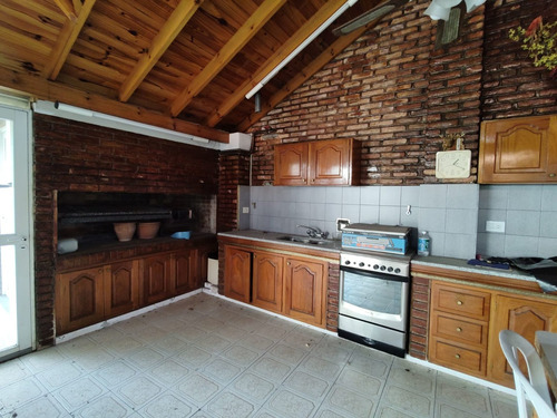 Imagen 10 de 30 de Venta Casa 4 Ambientes Bernal Quincho Cochera
