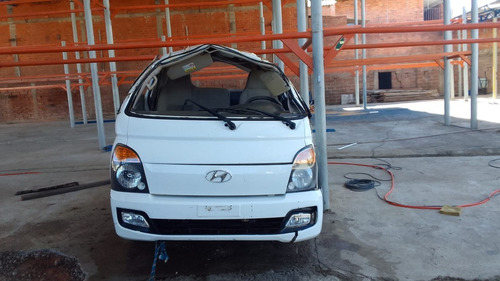 Sucata Hyundai Hr 2020 2.5 6 Marchas 130cvs - Rs Auto Peças 