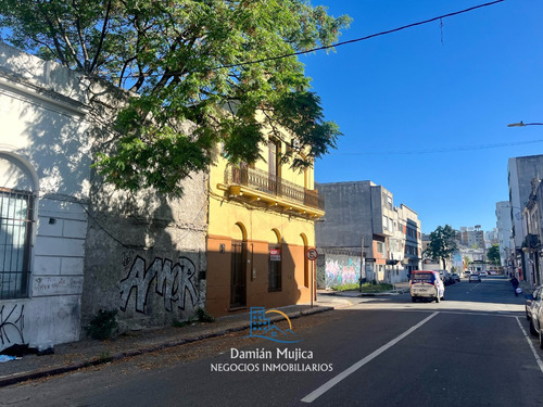 Se Vende Terreno - 53m2 - Sobre Calle Yaguaron 