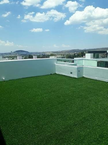 Preciosa Residencia Con 4ta Recámara En Lomas De Juriquilla