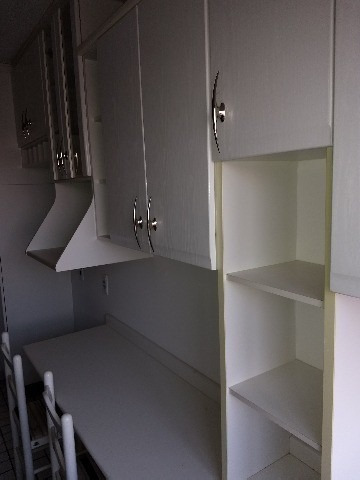Imagem 21 de 25 de Apartamento No Centro, Com 78 M² -com 3 Dormt (sendo 1 Suíte Com Armário), Bh Social, Cozinha Com Armários, Lavanderia, Sala 2 Ambientes, Sacada Lateral, 2 Vagas Cobertas, Quartinh - Ap00356 - 322825